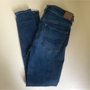 American Eagle Outfitters Dark Blue woman’s Skinny Jeans
